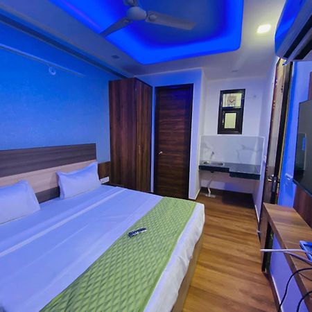 Surya International Bed & Breakfast New Delhi Exterior photo
